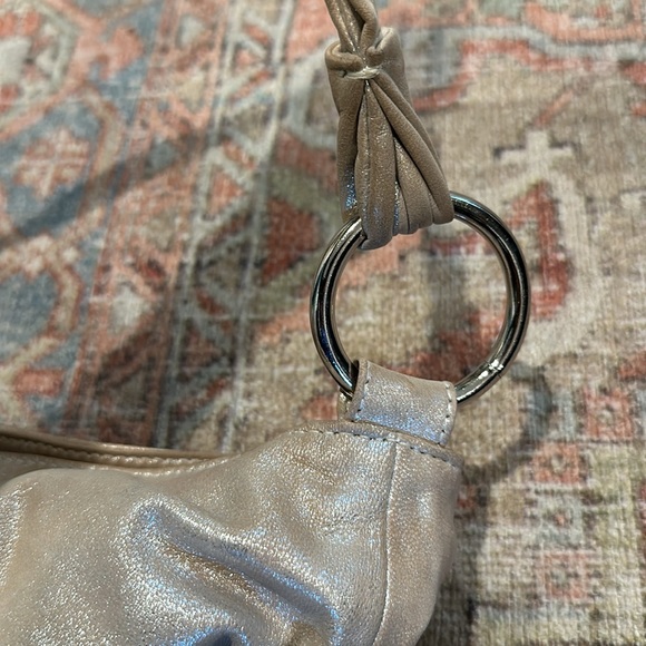 Golden Bleu Tote Pewter/Silver. Used. In good condition - Picture 3 of 5